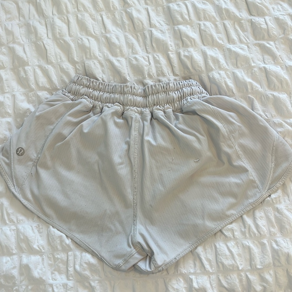 White Lululemon hotty hots size 0